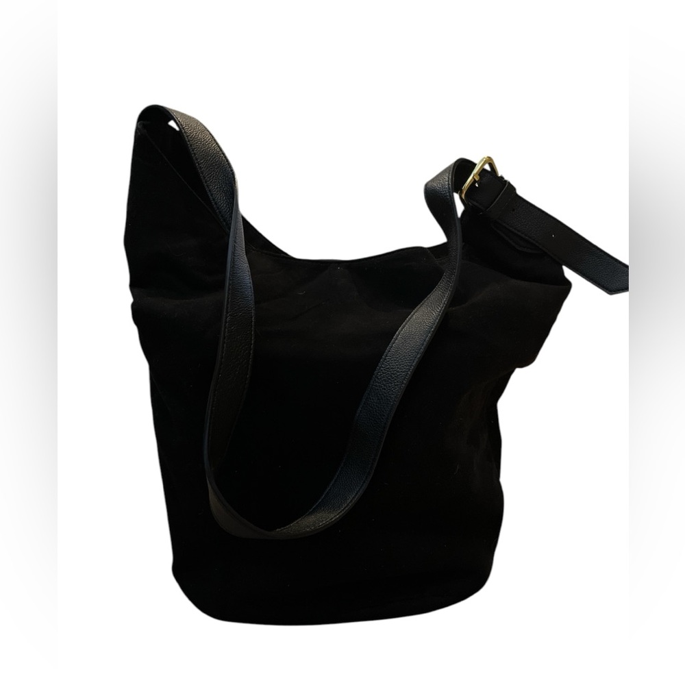 Old navy faux suede bucket bag purse